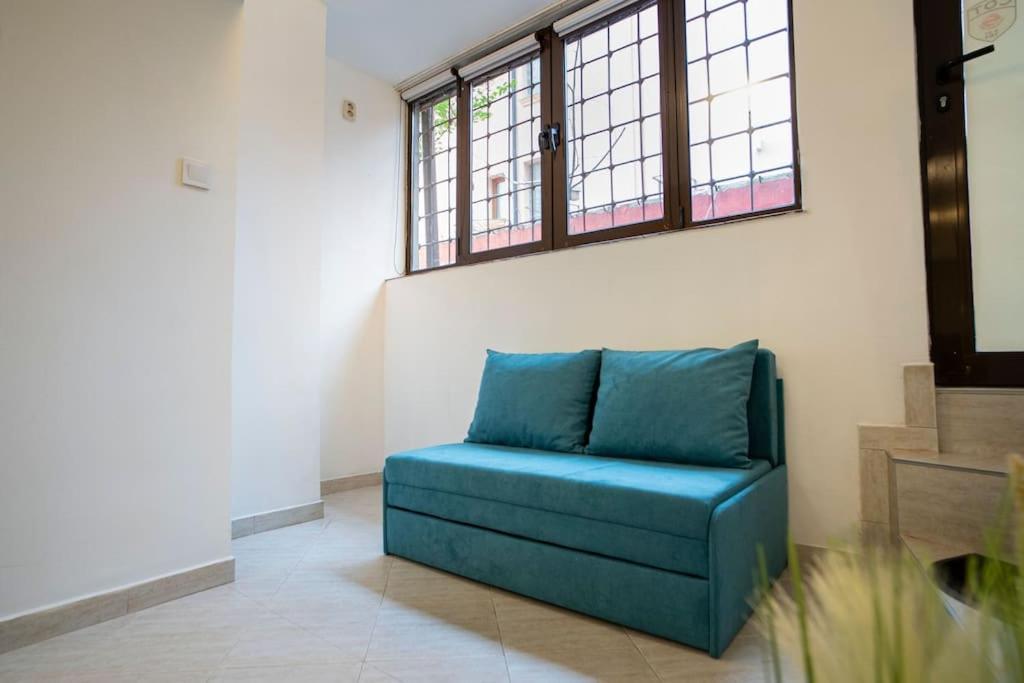 Studio With Courtyard Just Steps Away Vitosha Str Sofia Exterior photo